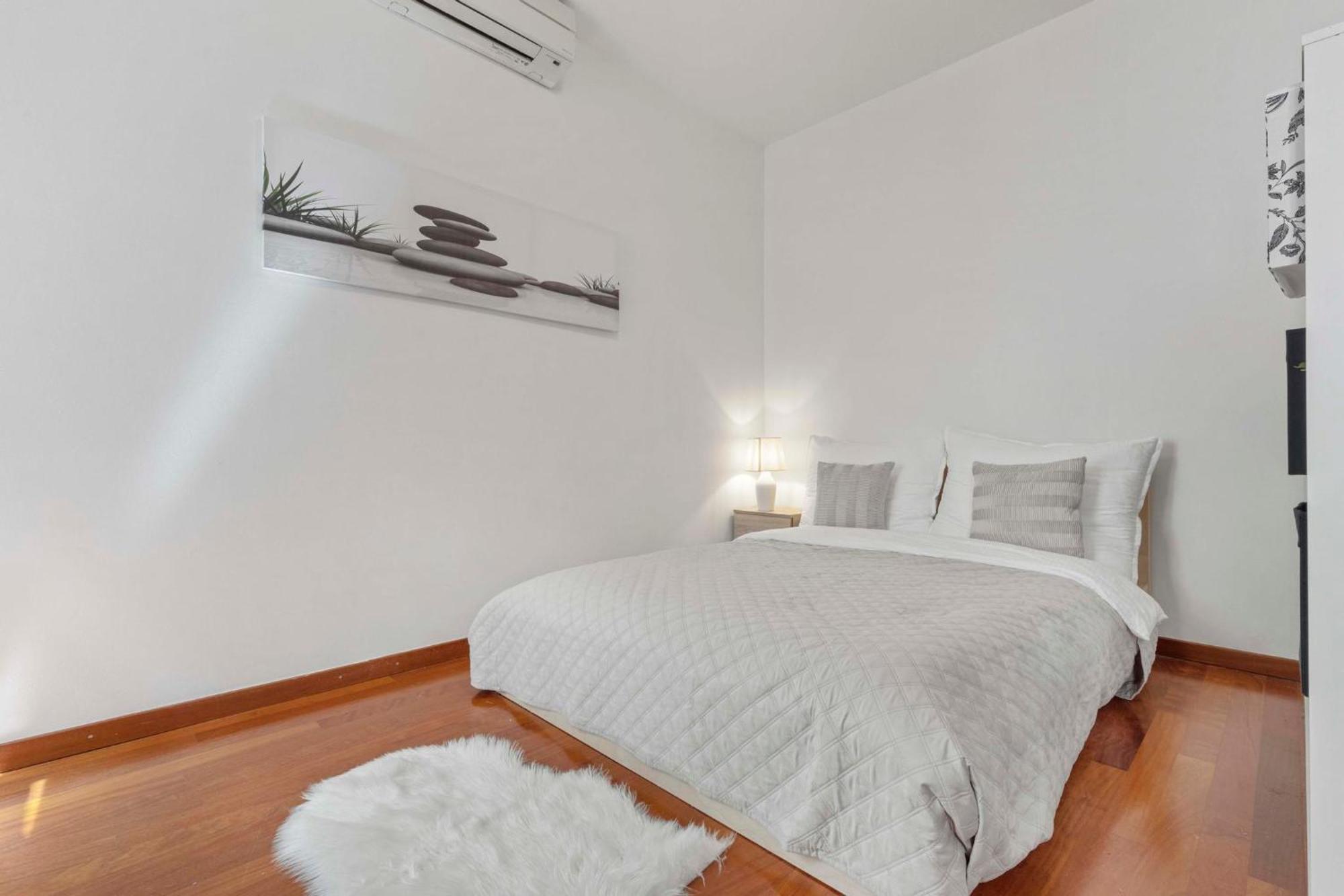 Charming Apartment In The Heart Of Bratislava Exterior foto