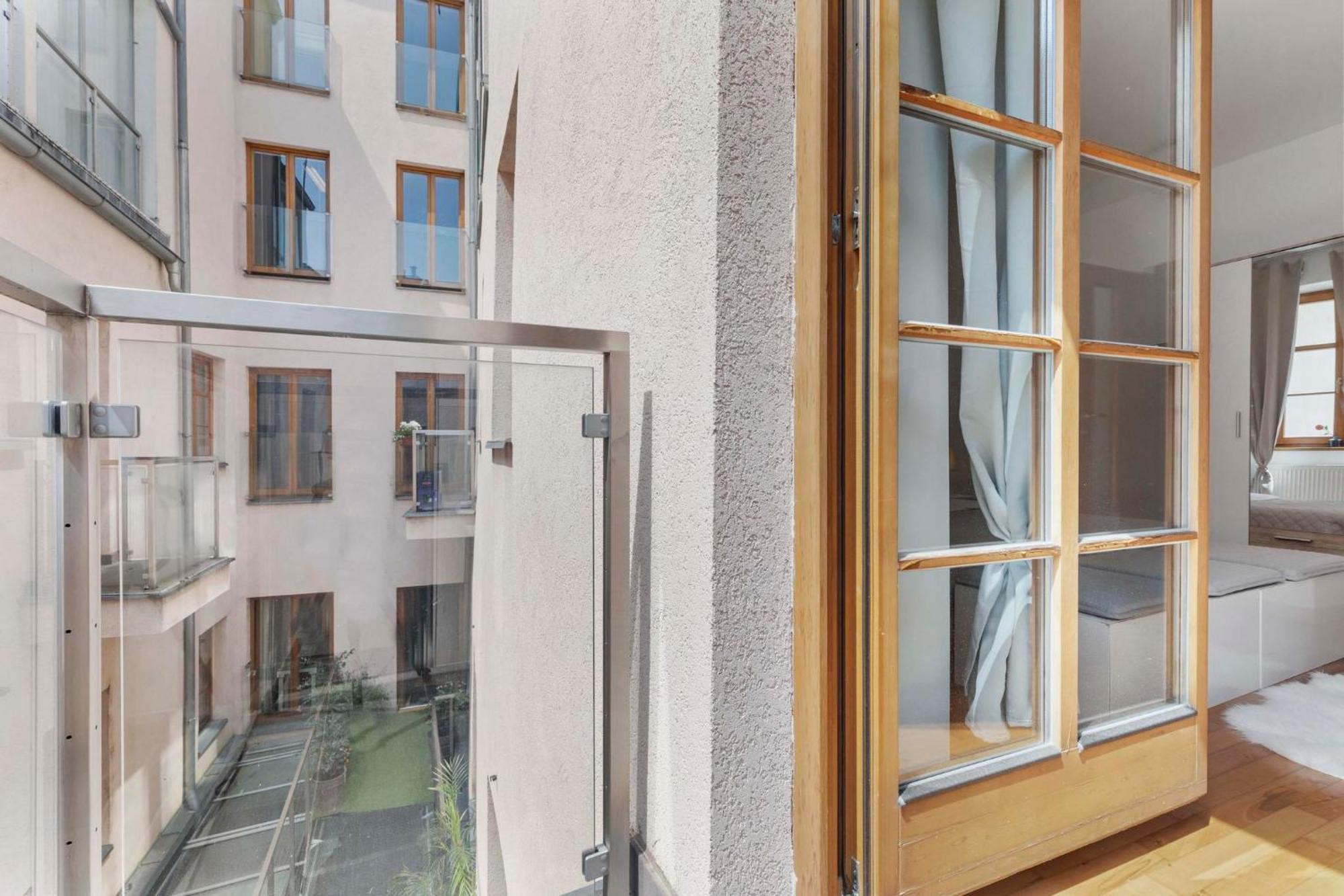 Charming Apartment In The Heart Of Bratislava Exterior foto